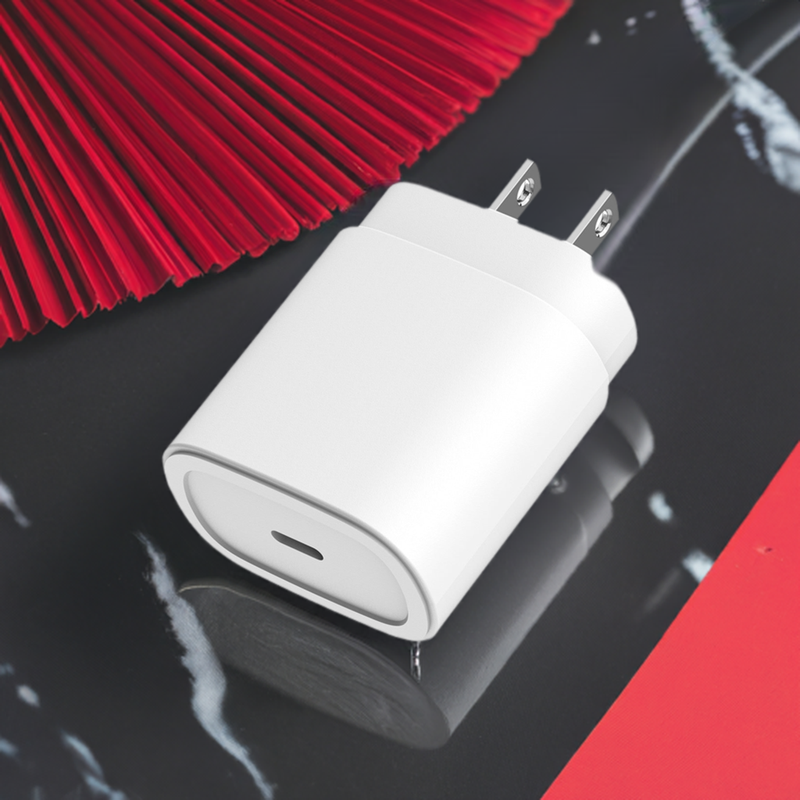 Load image into Gallery viewer, 4XEM 25W USB-C Charger - White