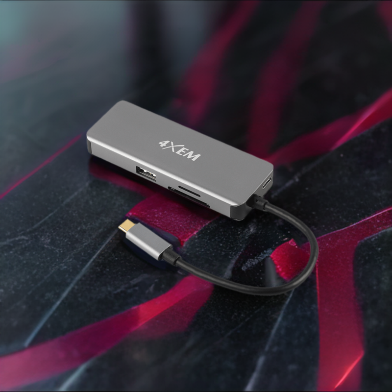 Load image into Gallery viewer, 4XEM 8-in 1-out Type-C to HDMI/USB 3.0/TF/SD and USB-C adapter with Power Delivery