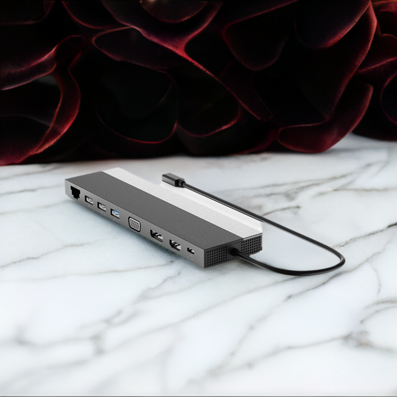 Load image into Gallery viewer, 4XEM USB-C Triple Display 4K Docking Station with Power Delivery
