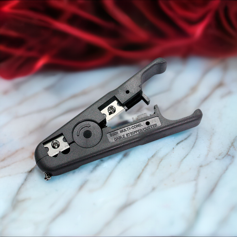 Load image into Gallery viewer, 4XEM UTP/STP Cable Stripper and Wire Cutter
