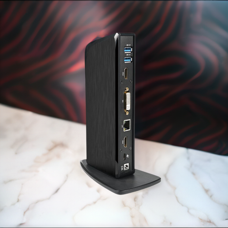 Load image into Gallery viewer, 4XEM USB-C 4K Triple Display Docking Station with 65W Power Delivery
